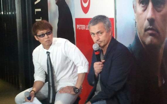 Jose Mourinho, Peter Lim Scholarship, Singapore