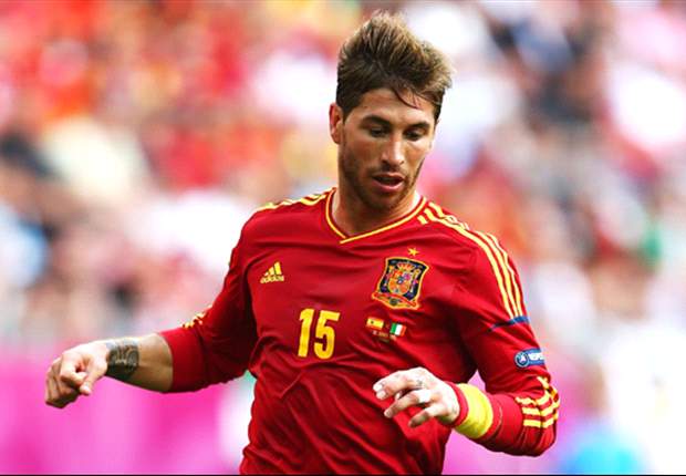 I would give the Ballon d'Or to Cristiano Ronaldo or Casillas, says Ramos