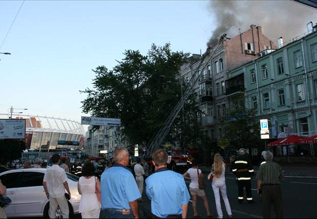 Firefighters battle blaze near Kiev's Olympic Stadium
