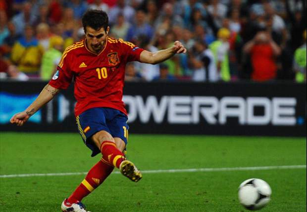 TEAM NEWS: Fabregas starts in false nine role for Spain in Italy showdown
