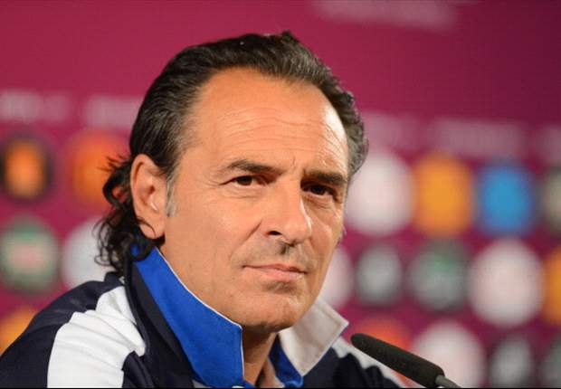 Cesare Prandelli Bangga Dapat Surat Dari Presiden Italia