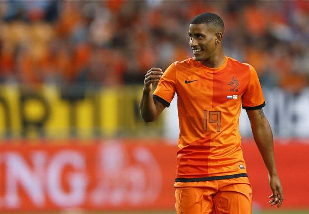Ajax pull out of race for Narsingh