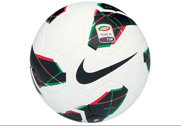 Compiuto il primo passo verso la Serie A 2012/2013: presentato a Milano 'Maxim, the world's best ball', il nuovo pallone del campionato italiano