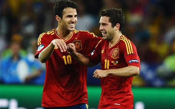 Fabregas worried about Jordi Alba's physical condition