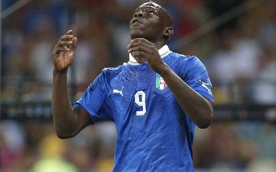 Balotelli: I want a paternity test