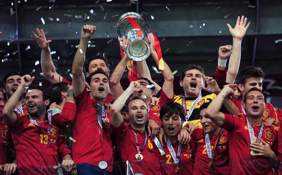 Spain v Italy - UEFA EURO 2012 Final 