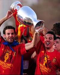 Juan Mata, Santi Cazorla - Spain