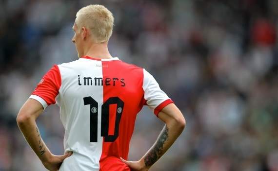 Immers wil in voetbal actief blijven