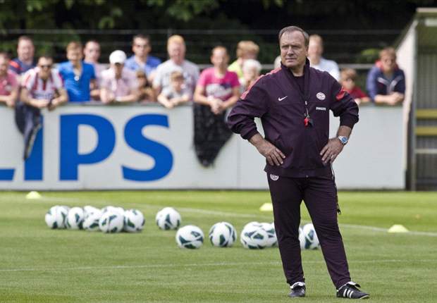 'AZ will be highly motivated' - Advocaat expecting tough test for PSV