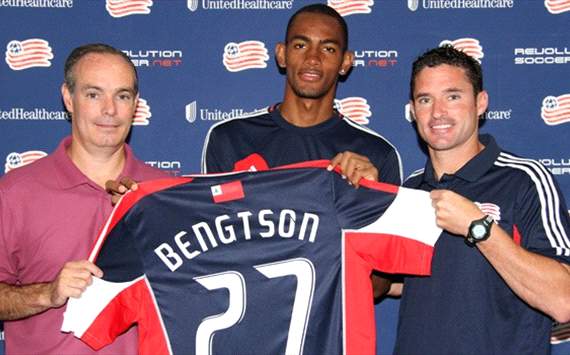 Jerry Bengtson - New England
