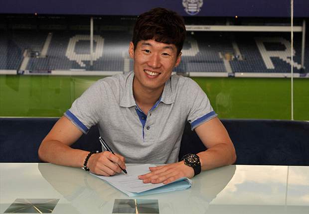 Manchester United opposed Park Ji-Sung's transfer until the end, says player's father