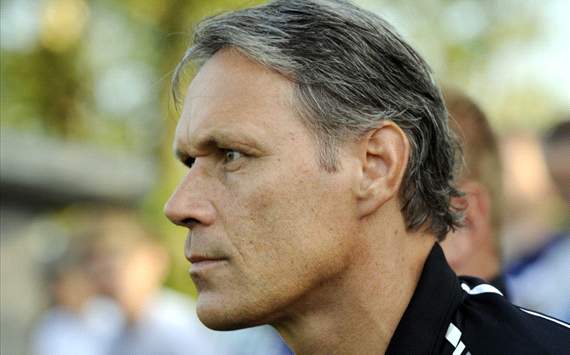 Marco van Basten: Heerenveen need reinforcements