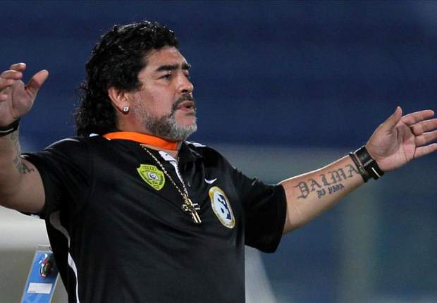 Maradona sonha em voltar a dirigir Messi