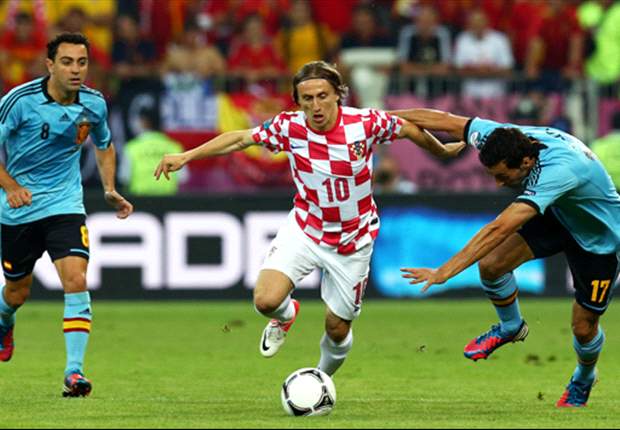“José Mourinho está en contacto permanente con Luka Modric. Fichará por el Real Madrid” asegura el presidente del Dinamo de Zagreb