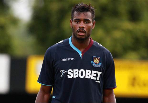 Vaz Te ready to quit West Ham after club reject his £26,000-a-week pay demands