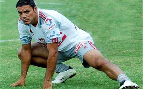 عمرو زكي مهاجم الزمالك