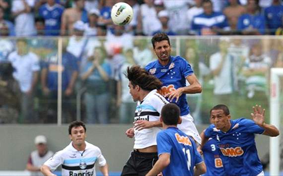 Jogadores do Cruzeiro também criticam arbitragem na derrota para o Grêmio