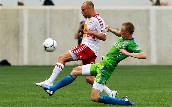 Andy Rose, Joel Lindpere, Seattle Sounders, New York Red Bulls, MLS