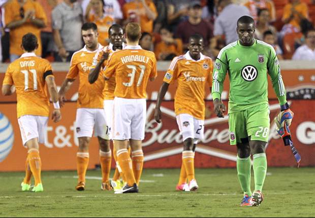 Houston Dynamo 4-0 D.C. United: Dynamo strikes four past 10-man visitors