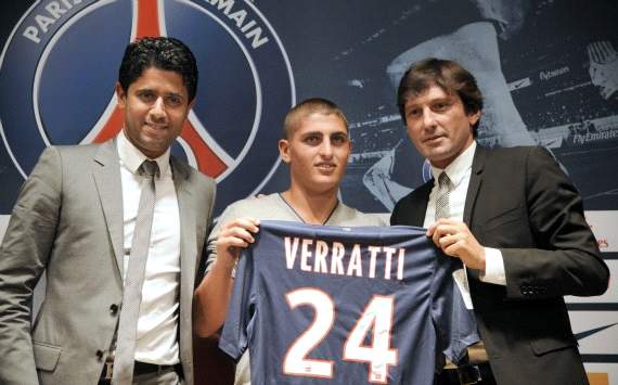 Marco Verratti with his new PSG shirt