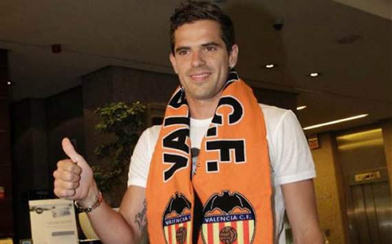 Banega happy Gago has joined him at Valencia
