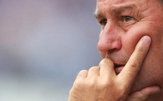 Bleibt Benedikt Höwedes Schalkes Kapitän? Huub Stevens entscheidet bald