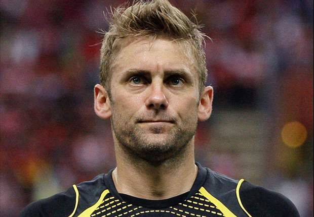 Mark Hughes ready to let Robert Green leave QPR in January