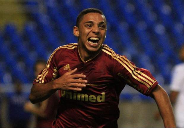 Juve e Napoli diventa una sfida a tutto campo: i bianconeri entrano in tackle sul baby Wallace che pareva già azzurro, offerta al rialzo sul tavolo del Fluminense