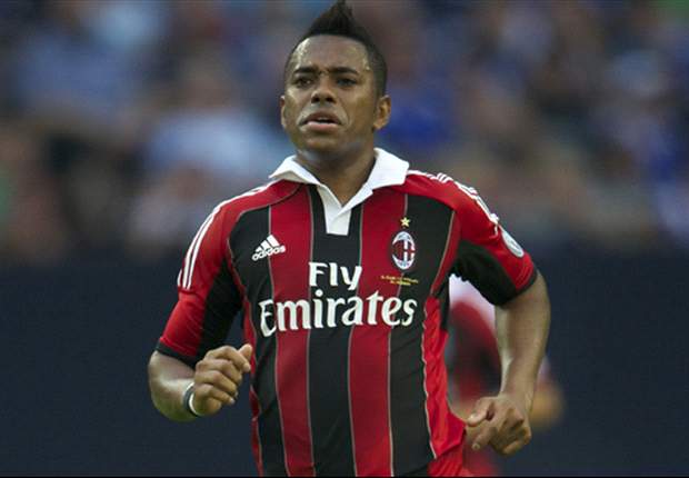 Robinho giura fedeltà ai colori rossoneri e promette: "Il Milan sarà il mio ultimo club europeo, per Allegri darò tutto"