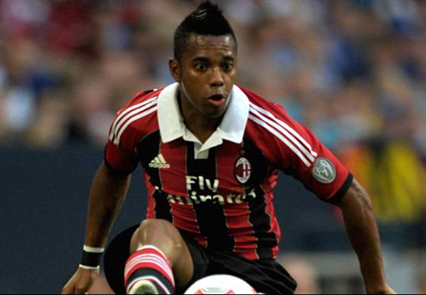 Raiola vola in Brasile, Milan e Santos trattano per Robinho. Intanto Galliani assicura: "Se parte compreremo un altro attaccante"