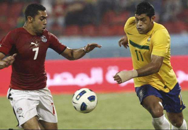 Jogadores do Brasil reconhecem relaxamento na estreia