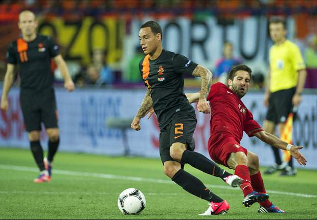 Robben not the type of player to make sacrifices, says Van der Wiel