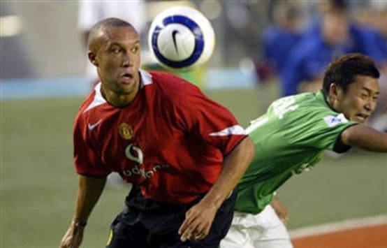 Mikael Silvestre Merapat Ke Klub MLS