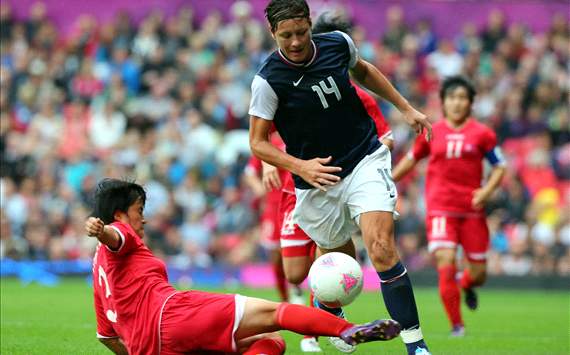 Abby Wambach, Kim Myong Gum: USA - DPR Korea