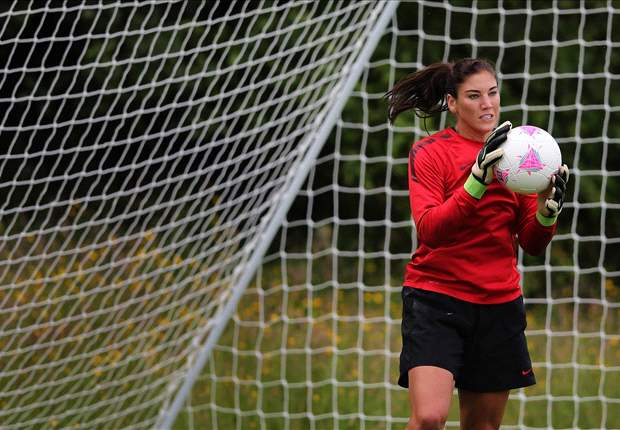Frank Isola: U.S. goalkeeper Hope Solo has proven to be a true team player