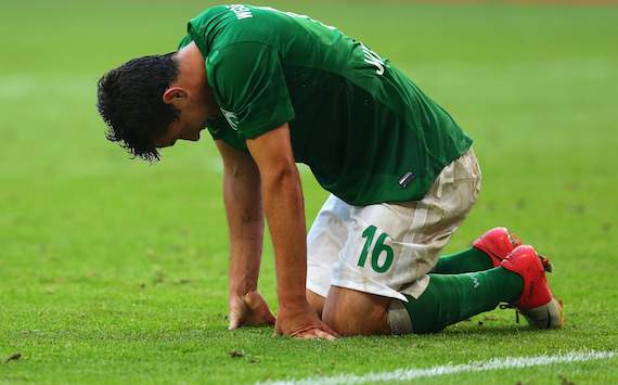 Werder Bremen supporters protest over potential chicken sponsors