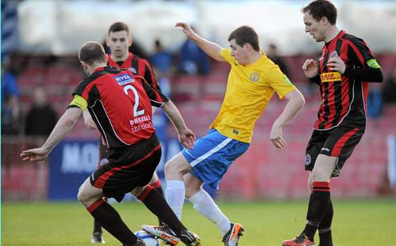 Scunthorpe United set to sign Irish duo Mark Hughes and Keegan Parker