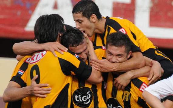 Guaraní se refuerza con los goles de un argentino