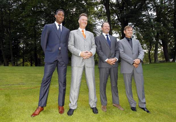 Van Persie & Huntelaar have to prove their worth again, says Kluivert