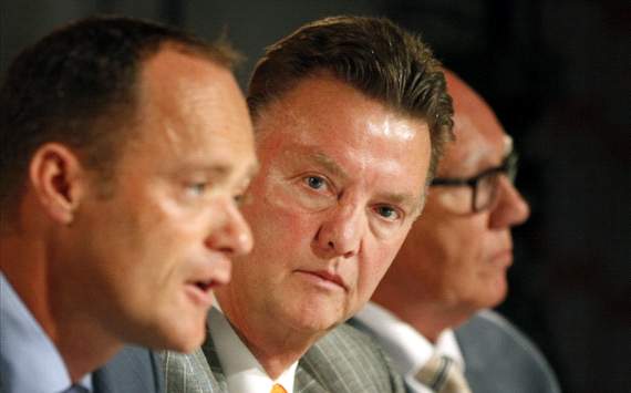 Van Gaal vreest oerwoudgeluiden in Hongarije
