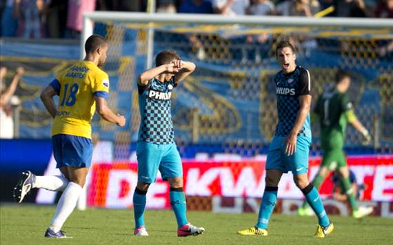 Frustratie bij PSV (RKC Waalwijk - PSV)