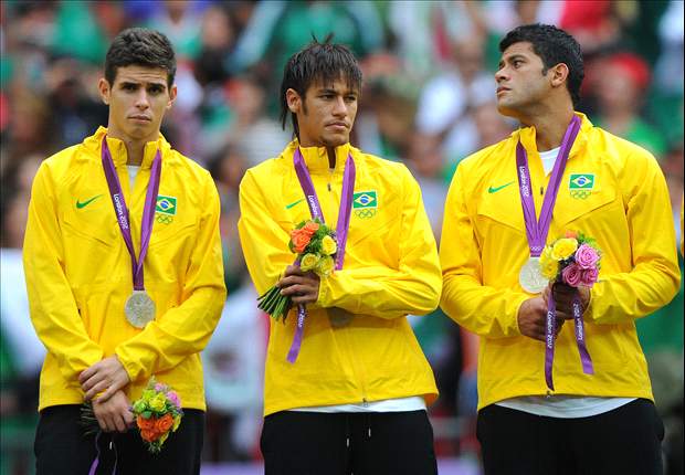 Chelsea midfielder Oscar feels 'huge disappointment' after Brazil defeat