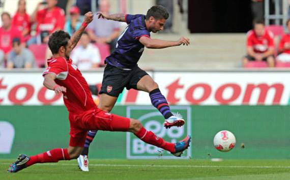 FC Cologne - FC Arsenal, Pre-season friendly, Olivier Giroud, Kevin Pezzoni