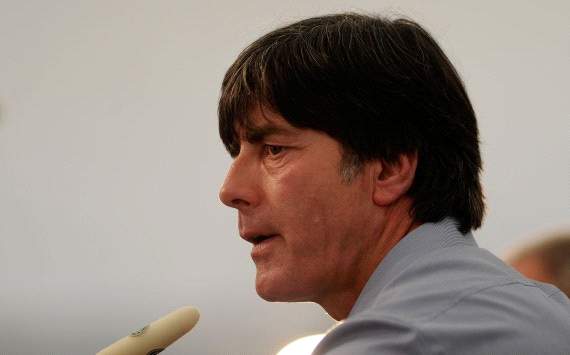 Joachim Low to call a crisis meeting over poor Germany form - report