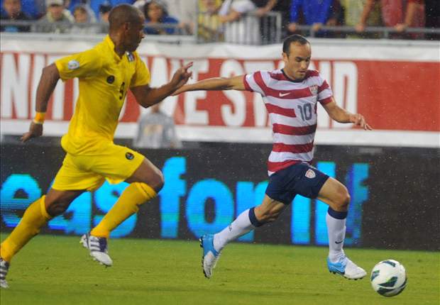 Donovan shakes off knee injury to make U.S. roster