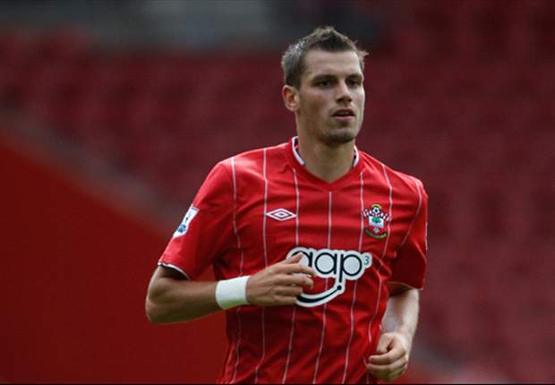 Pochettino is 'great', says Southampton midfielder Schneiderlin