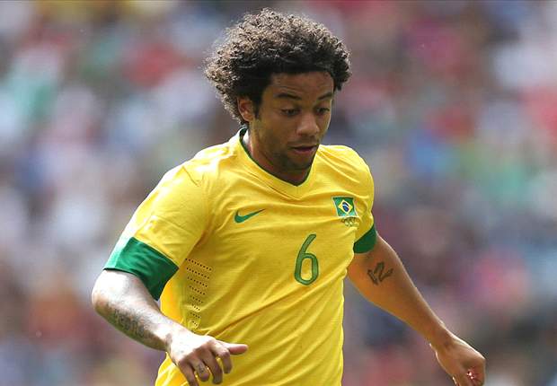 Marcelo out for three months with fractured foot