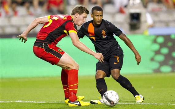Vertonghen: "Minstens vier punten pakken"