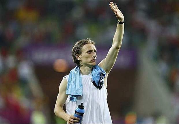 Modric would be a good choice for Real Madrid, says Rakitic