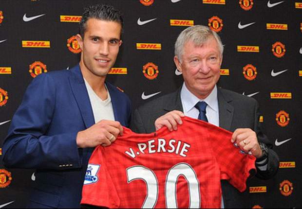 Peter Schmeichel: El fichaje de Robin Van Persie es un cambio absoluto en el juego